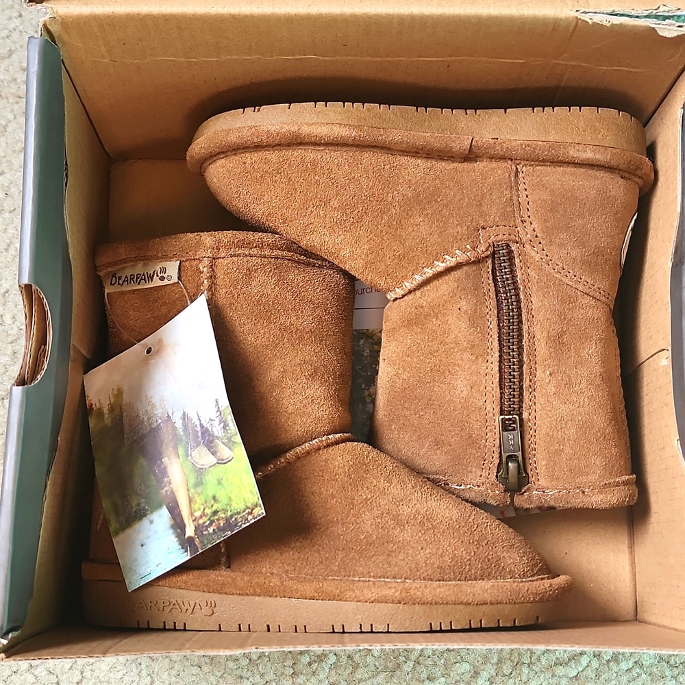 BearPaw Elle Zip Boot - Toddler Size
